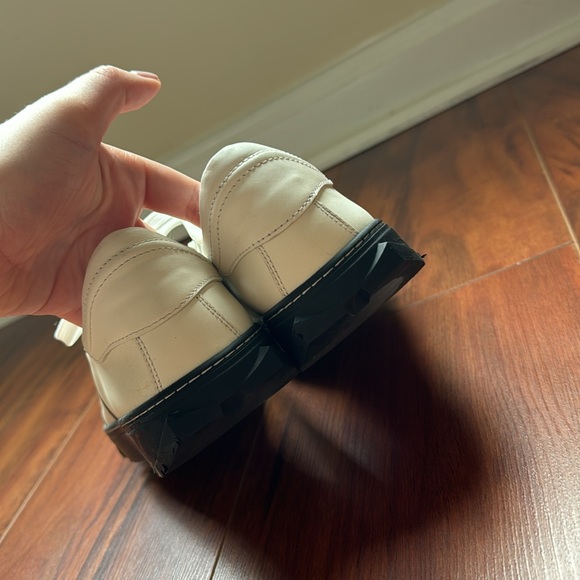 Salvatore Feraggamo Leather Sneakers - Picture 4 of 8